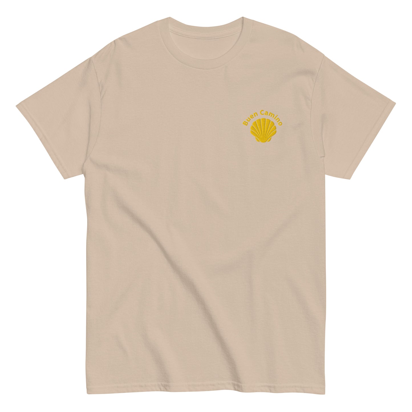 Besticktes Camino de Santiago T-Shirt mit Jakobsmuschel und 'Buen Camino'-Schriftzug auf der Brust, sandfarben