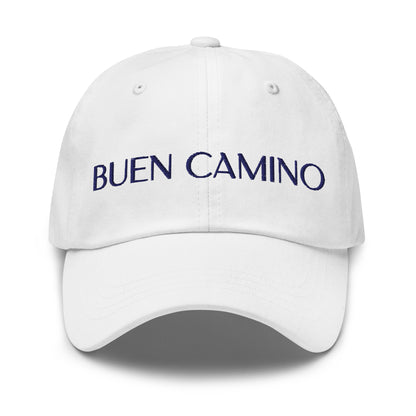 Basecap weiss mit dunkelblauer Stickerei 'Buen Camino' – atmungsaktiv und verstellbar